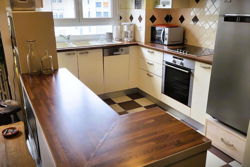 Appartement Des Beaux-Arts Besançon Exterior foto